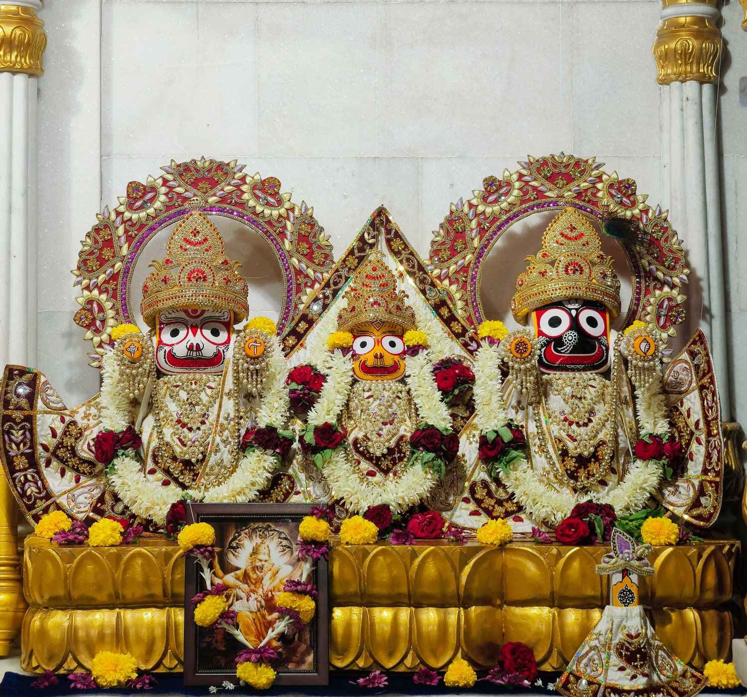 Sringar Darshan photo 9 of 12 — 2 June 2025