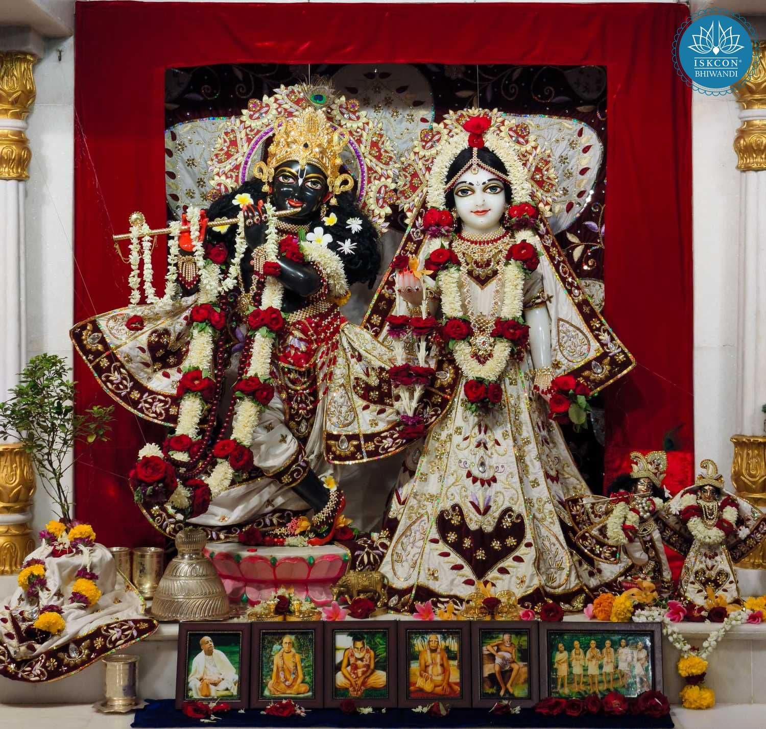 Sringar Darshan photo 1 of 12 — 9 June 2025