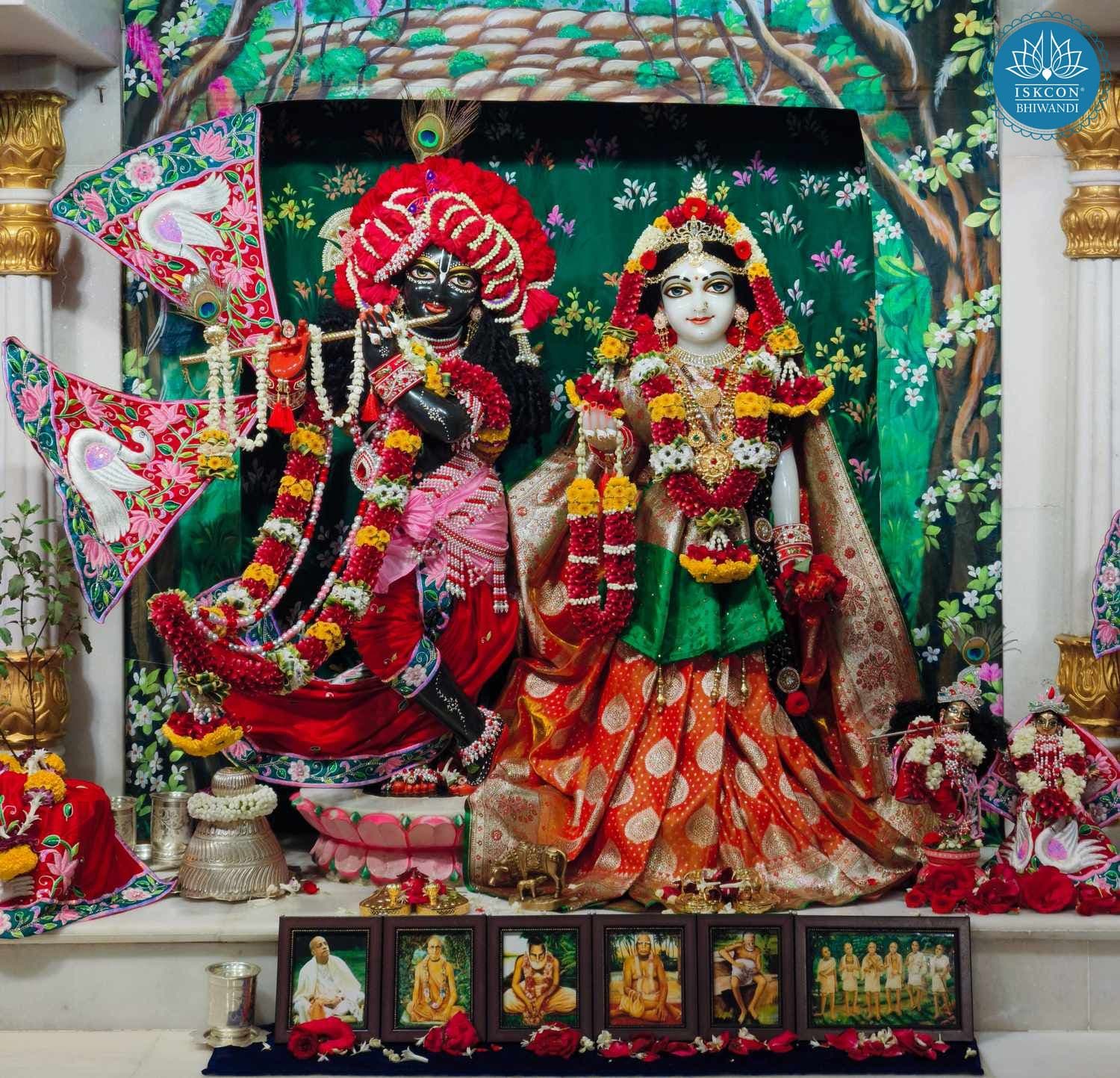 Sringar Darshan photo 1 of 12 — 17 September 2025