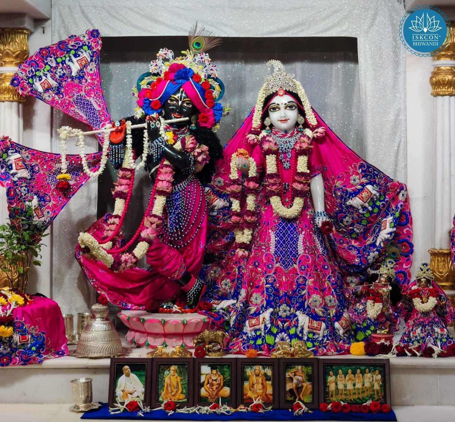 Sringar Darshan photo 1 of 12 — 19 September 2025