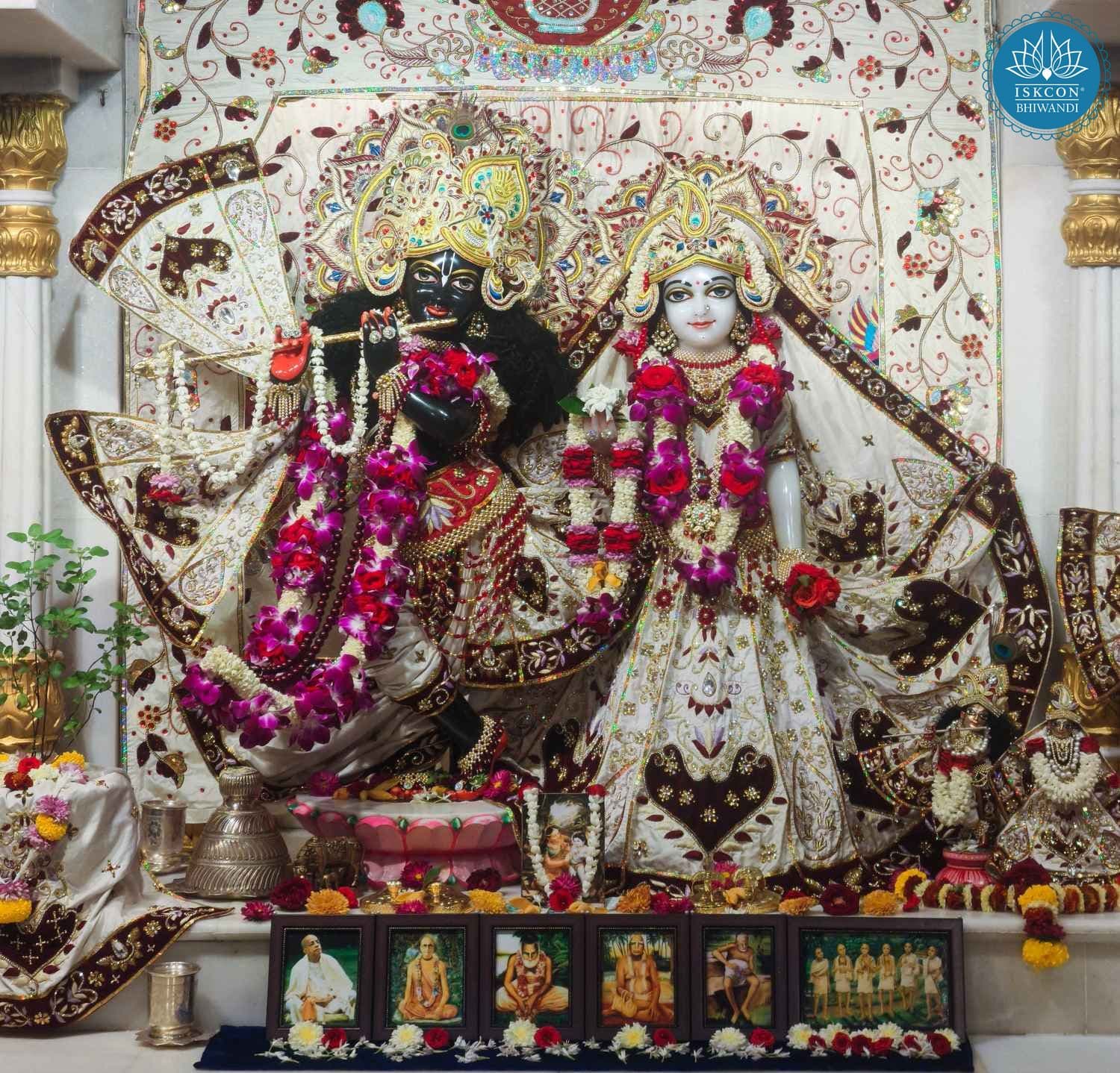 Sringar Darshan photo 1 of 12 — 13 October 2025