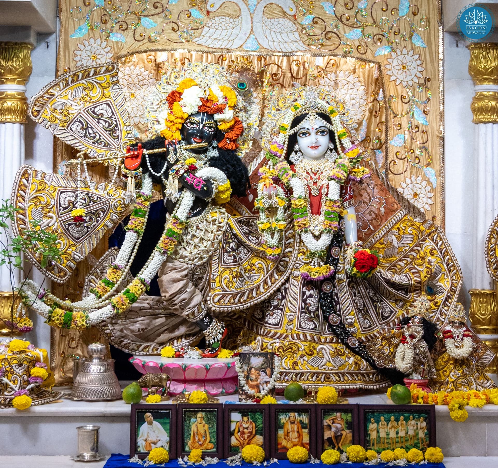 Sringar Darshan photo 1 of 12 — 19 October 2025