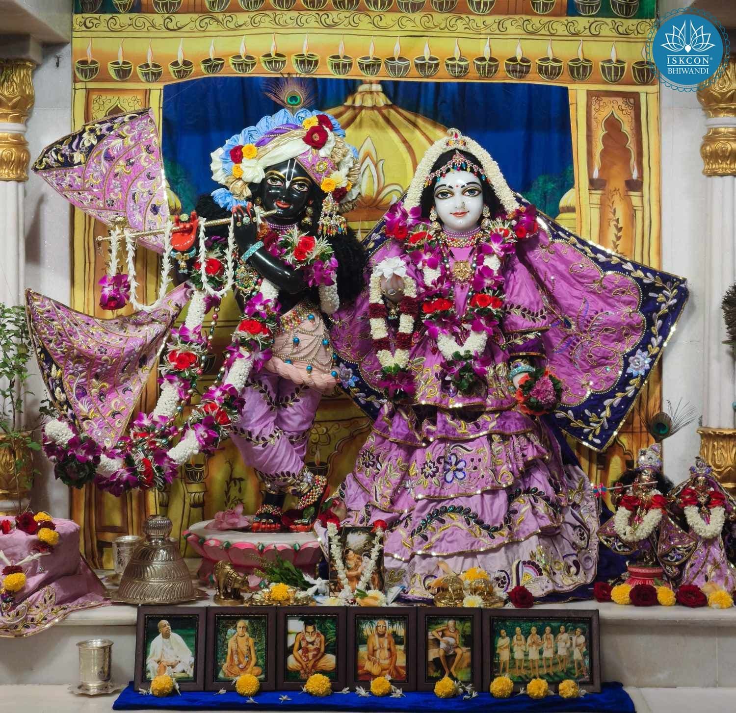 Sringar Darshan photo 1 of 12 — 1 November 2025