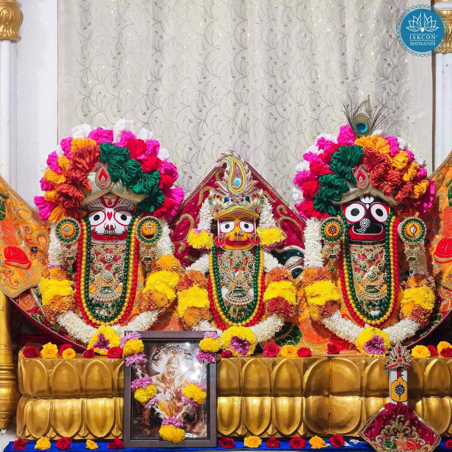 Sringar Darshan photo 4 of 12 — 2 December 2025