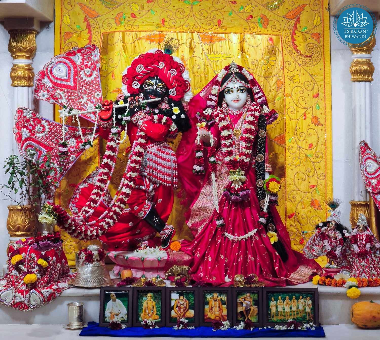 Sringar Darshan photo 1 of 12 — 16 December 2025