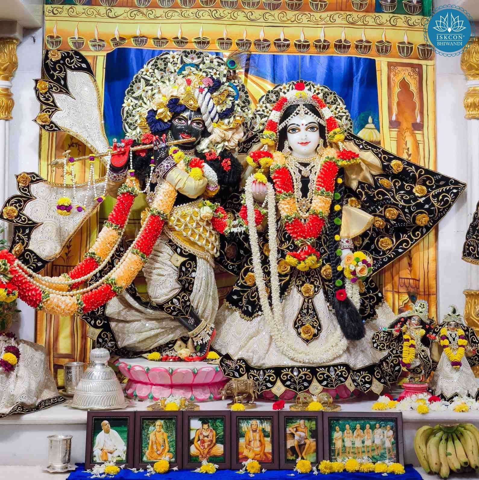 Sringar Darshan photo 1 of 12 — 21 December 2025