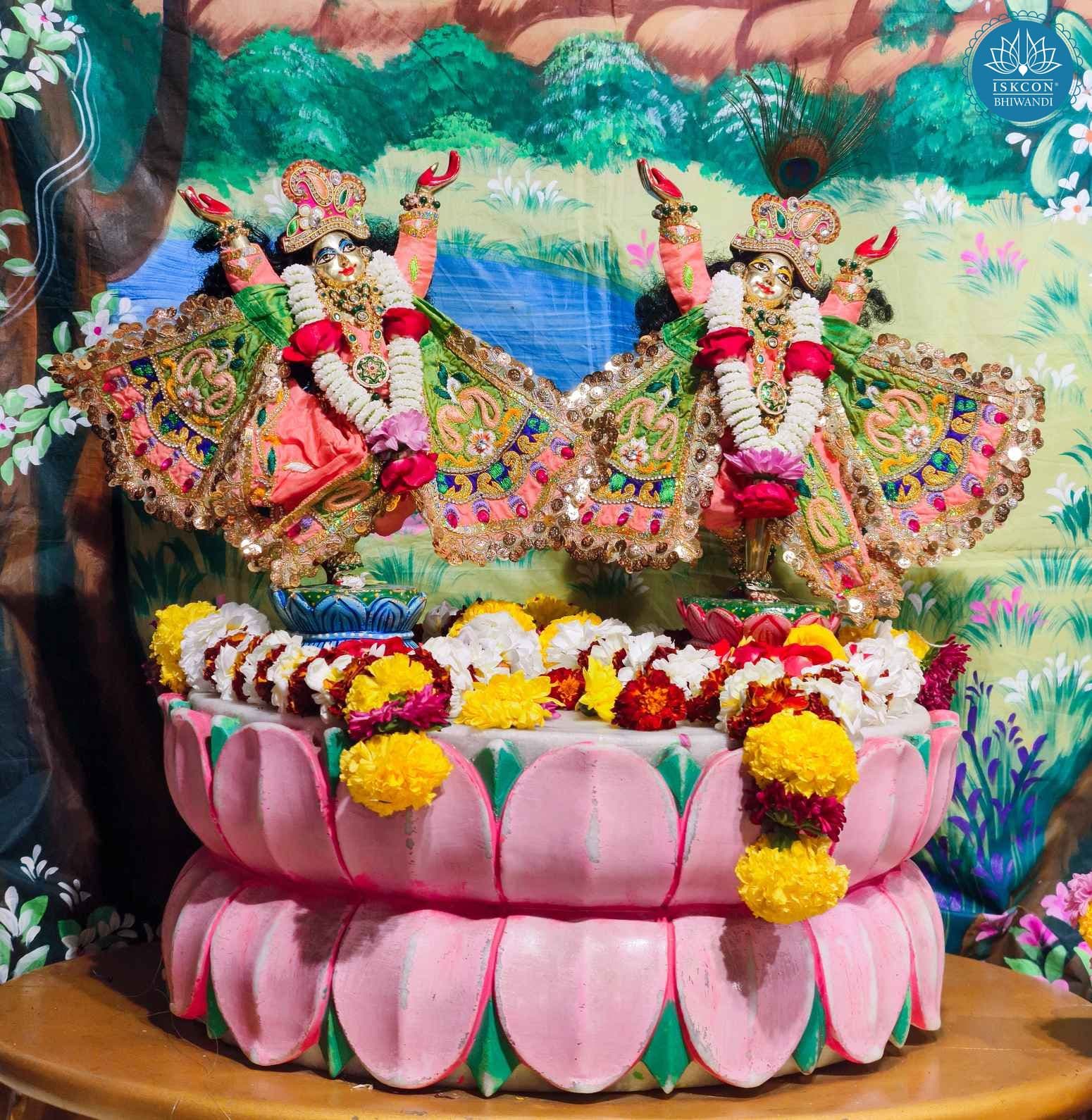 Sringar Darshan photo 3 of 12 — 24 December 2025