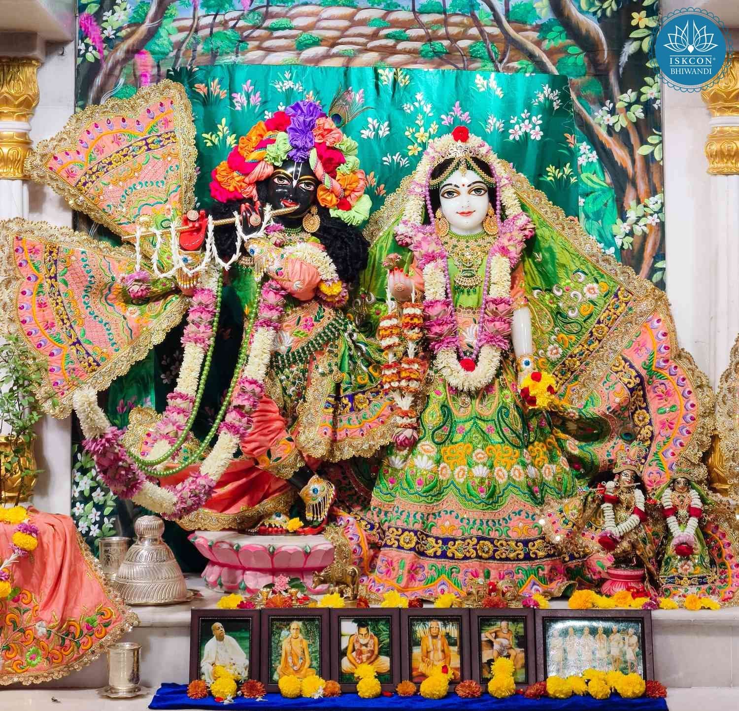 Sringar Darshan photo 1 of 12 — 24 December 2025