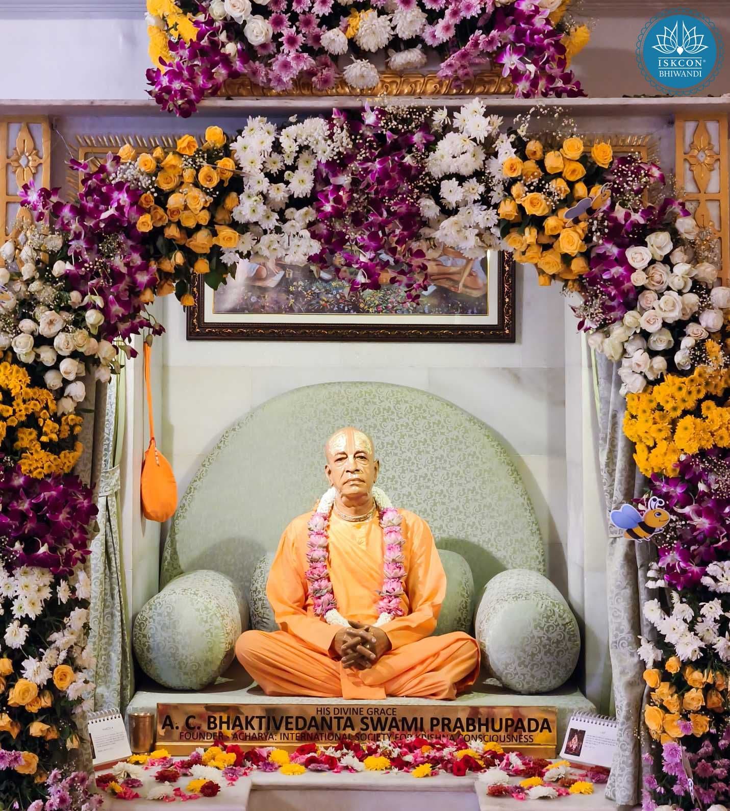 Sringar Darshan photo 2 of 12 — 4 March 2026