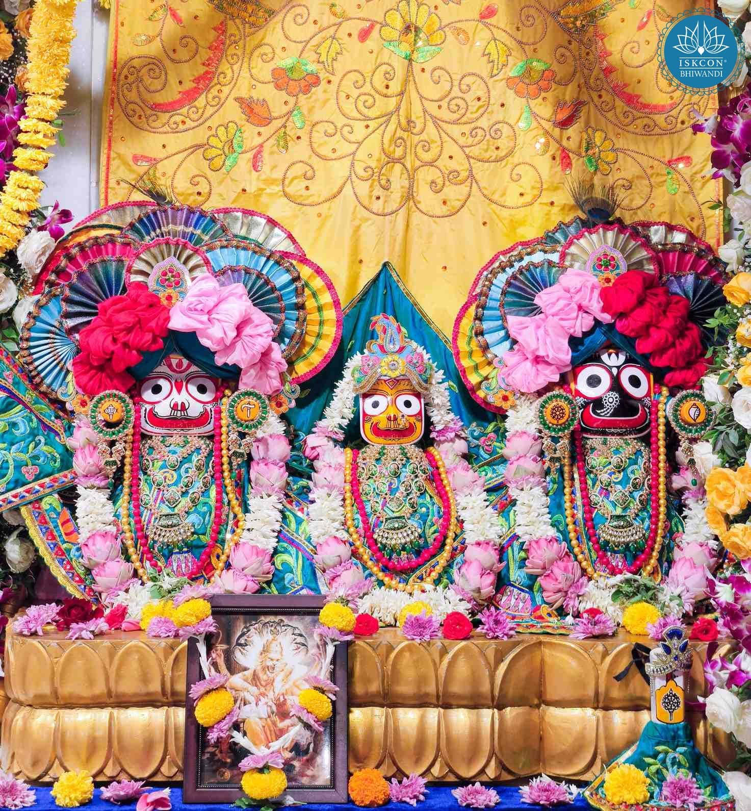 Sringar Darshan photo 3 of 12 — 4 March 2026