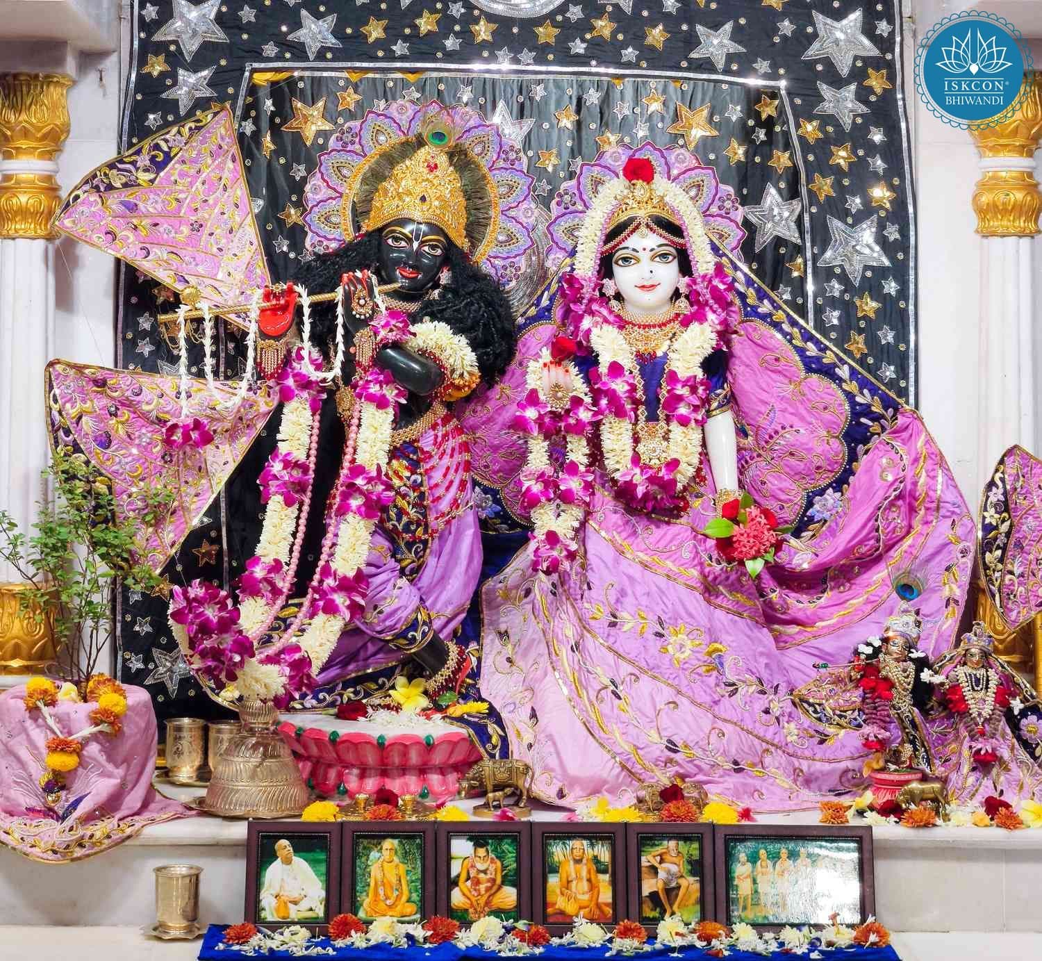 Sringar Darshan photo 1 of 12 — 7 March 2026