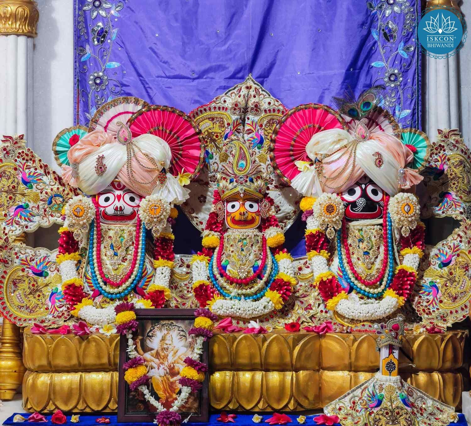 Sringar Darshan photo 2 of 12 — 27 March 2026