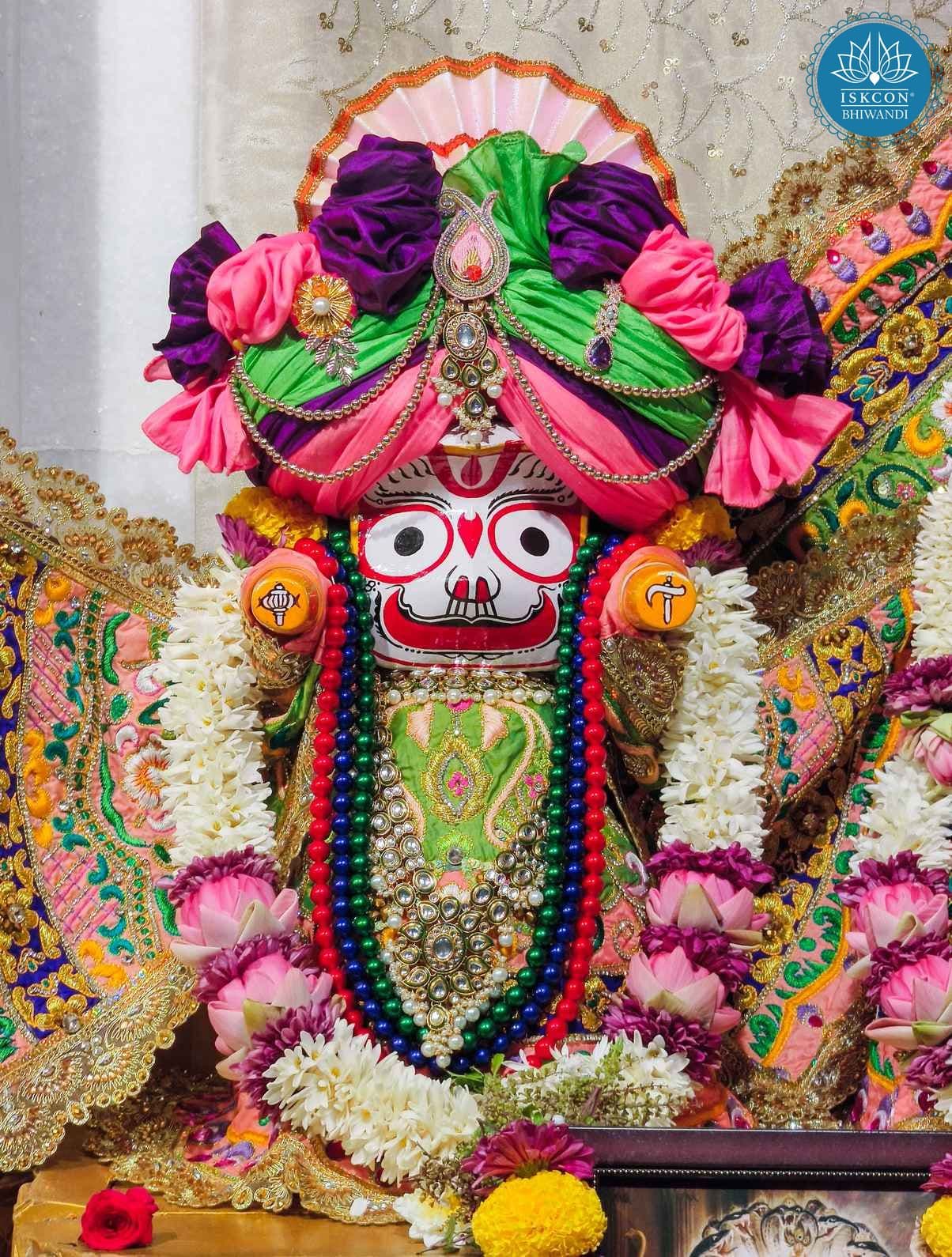 Sringar Darshan photo 7 of 12 — 1 April 2026