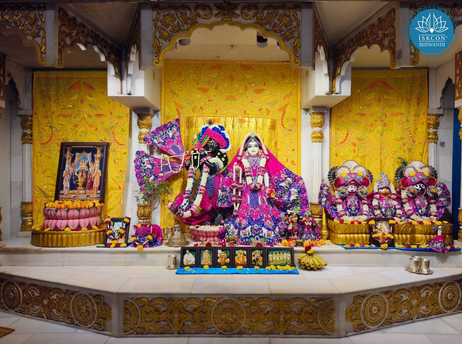 Sringar Darshan photo 3 of 12 — 3 April 2026
