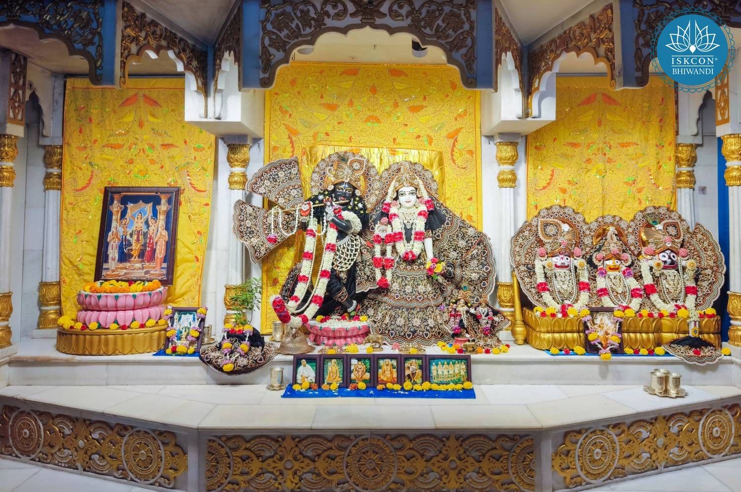 Sringar Darshan photo 3 of 12 — 4 April 2026