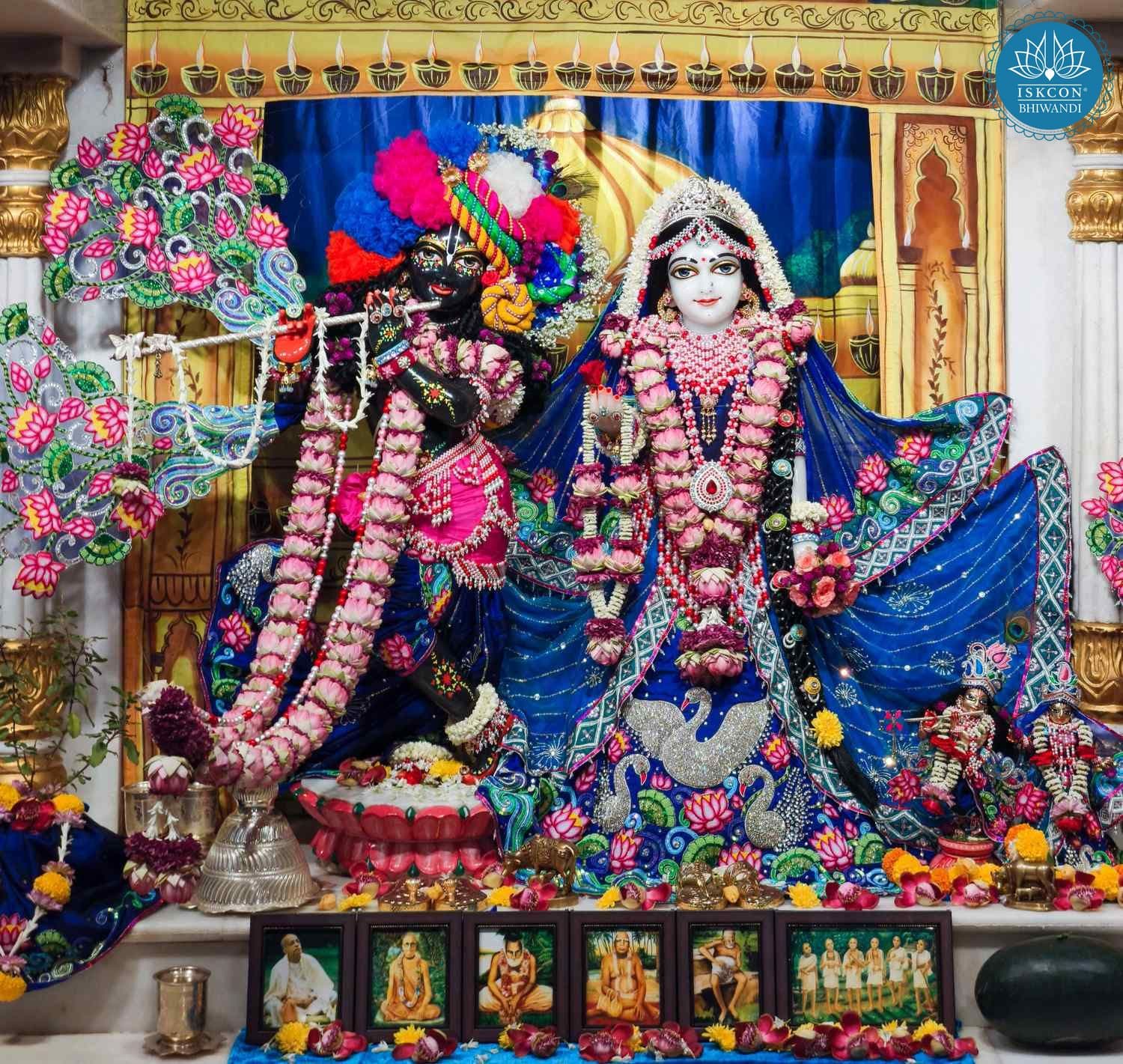 Sringar Darshan photo 1 of 12 — 5 April 2026