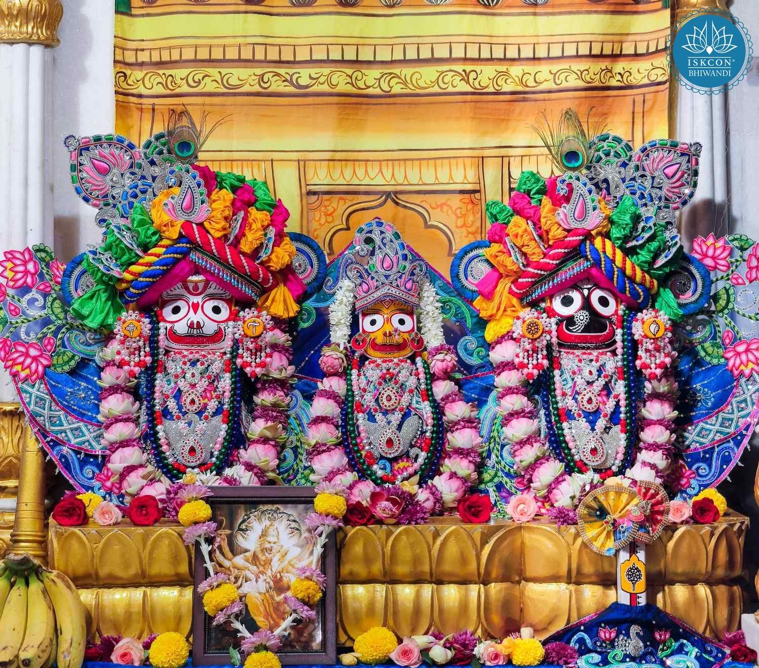 Sringar Darshan photo 2 of 12 — 5 April 2026