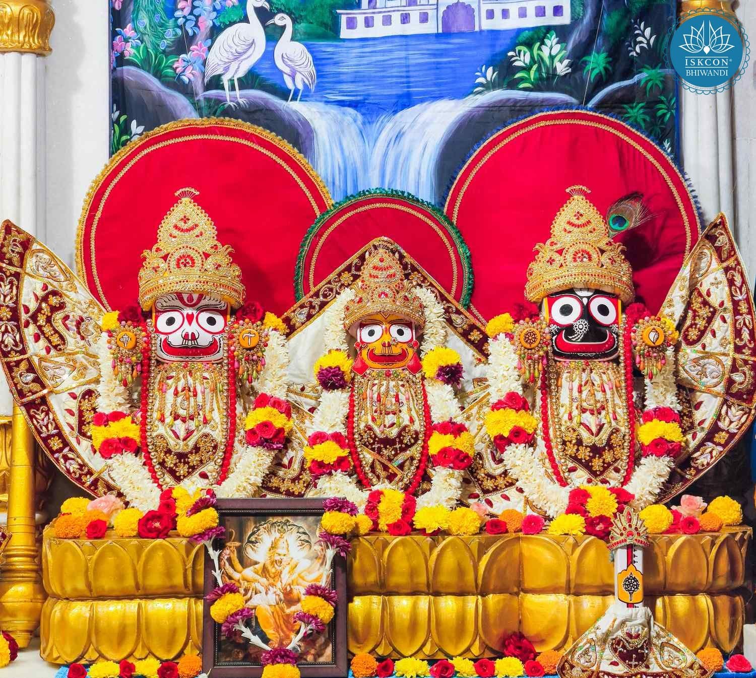Sringar Darshan photo 2 of 12 — 6 April 2026