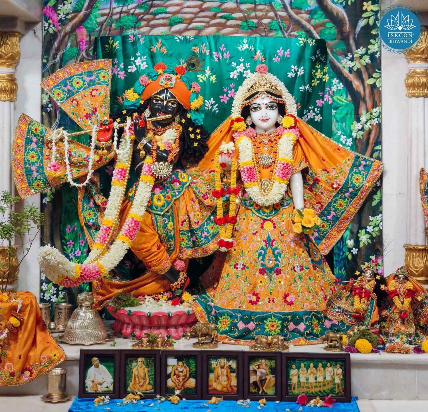Sringar Darshan photo 1 of 12 — 7 April 2026