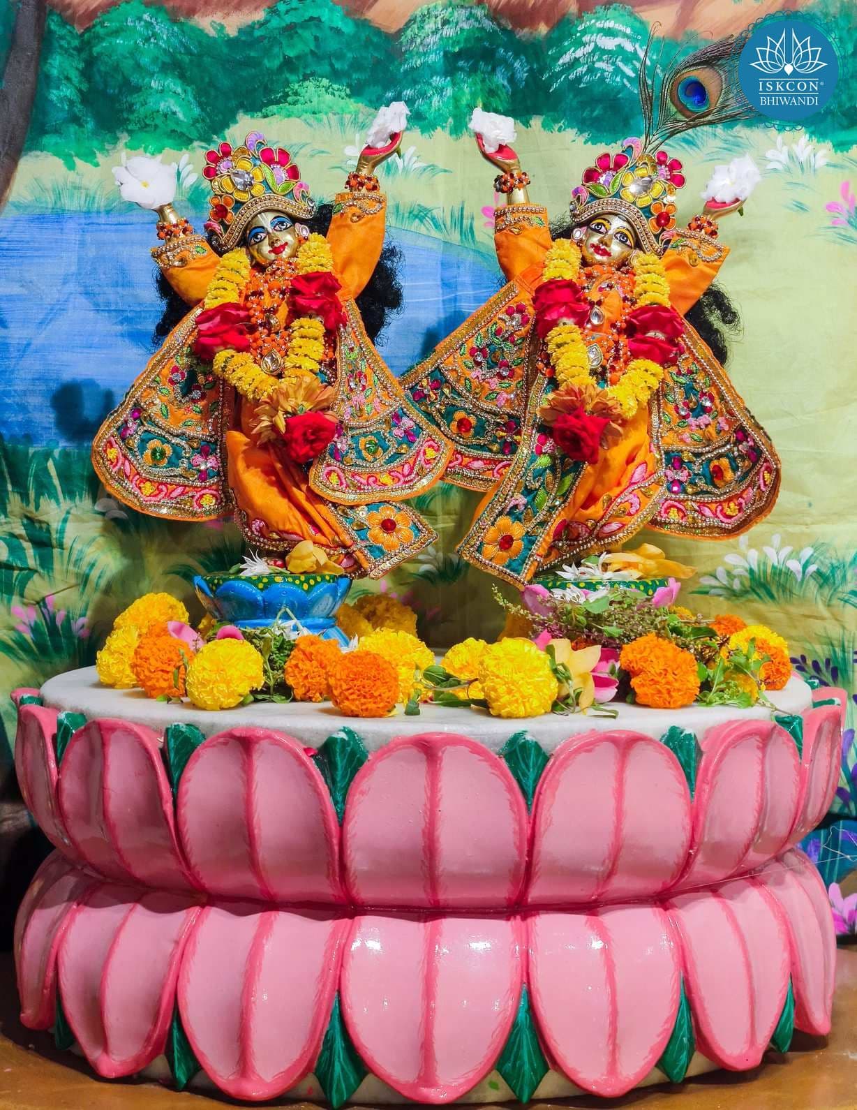 Sringar Darshan photo 5 of 12 — 7 April 2026