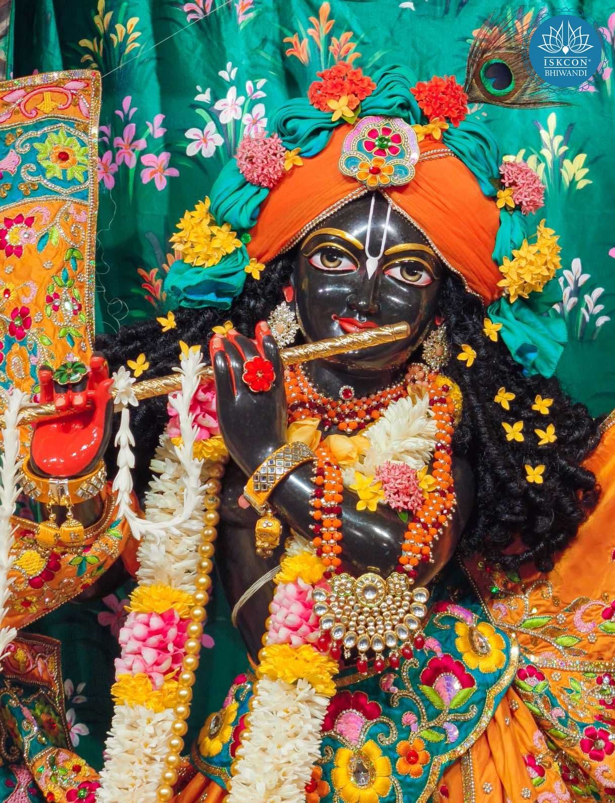 Sringar Darshan photo 9 of 12 — 7 April 2026