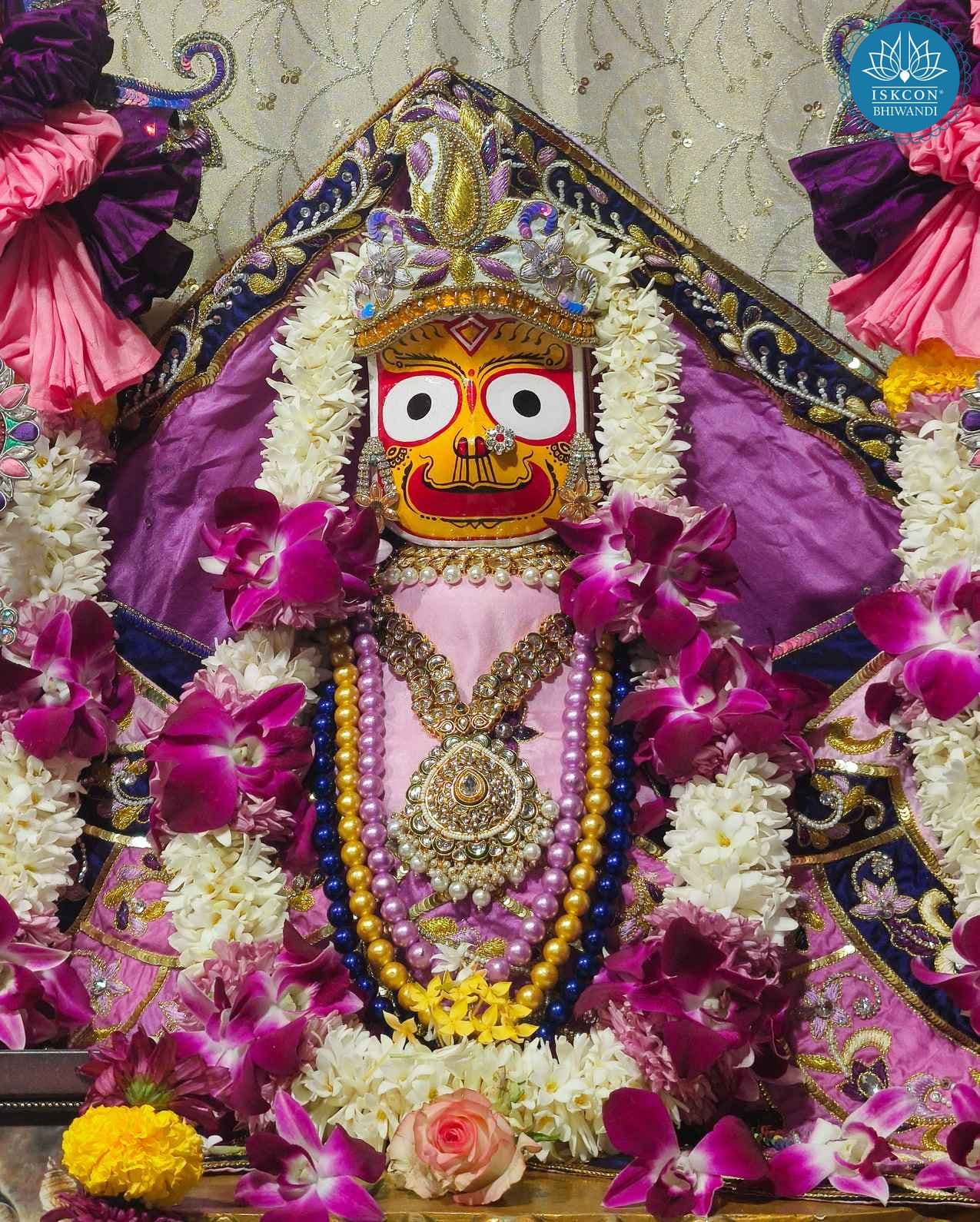 Sringar Darshan photo 7 of 12 — 11 April 2026