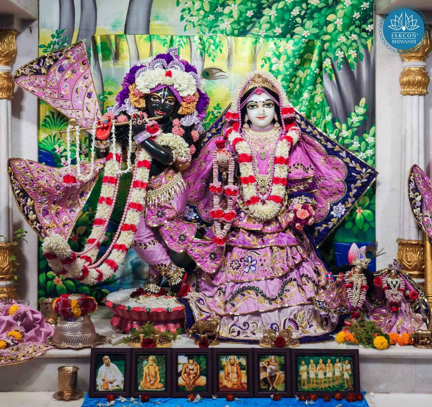 Sringar Darshan photo 1 of 12 — 18 April 2026