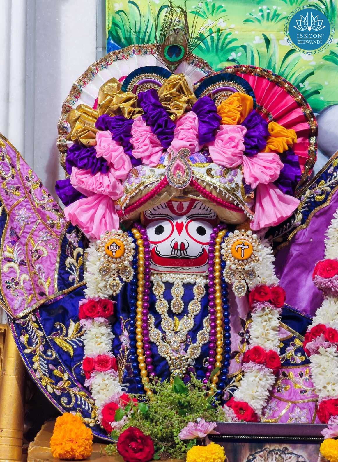 Sringar Darshan photo 7 of 12 — 18 April 2026