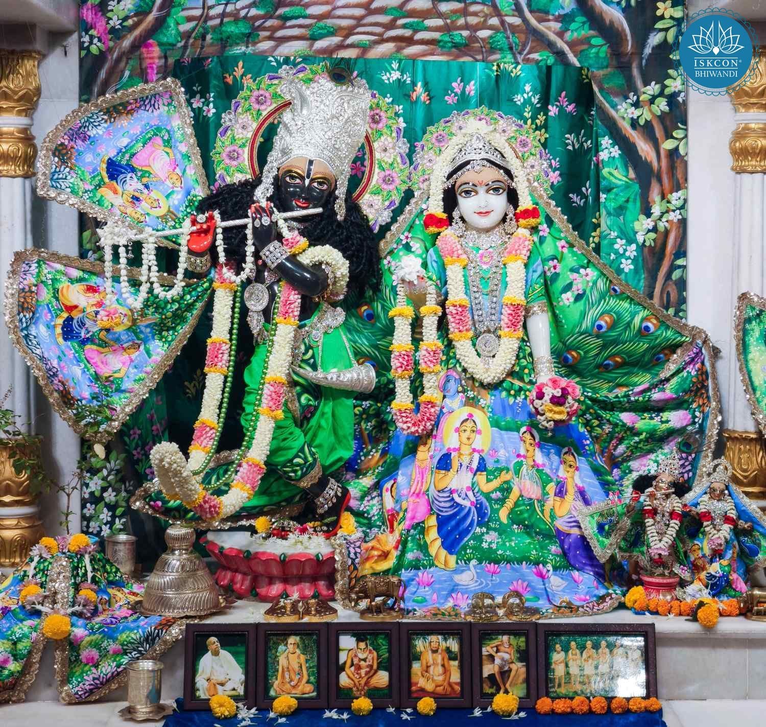 Sringar Darshan photo 1 of 12 — 20 April 2026