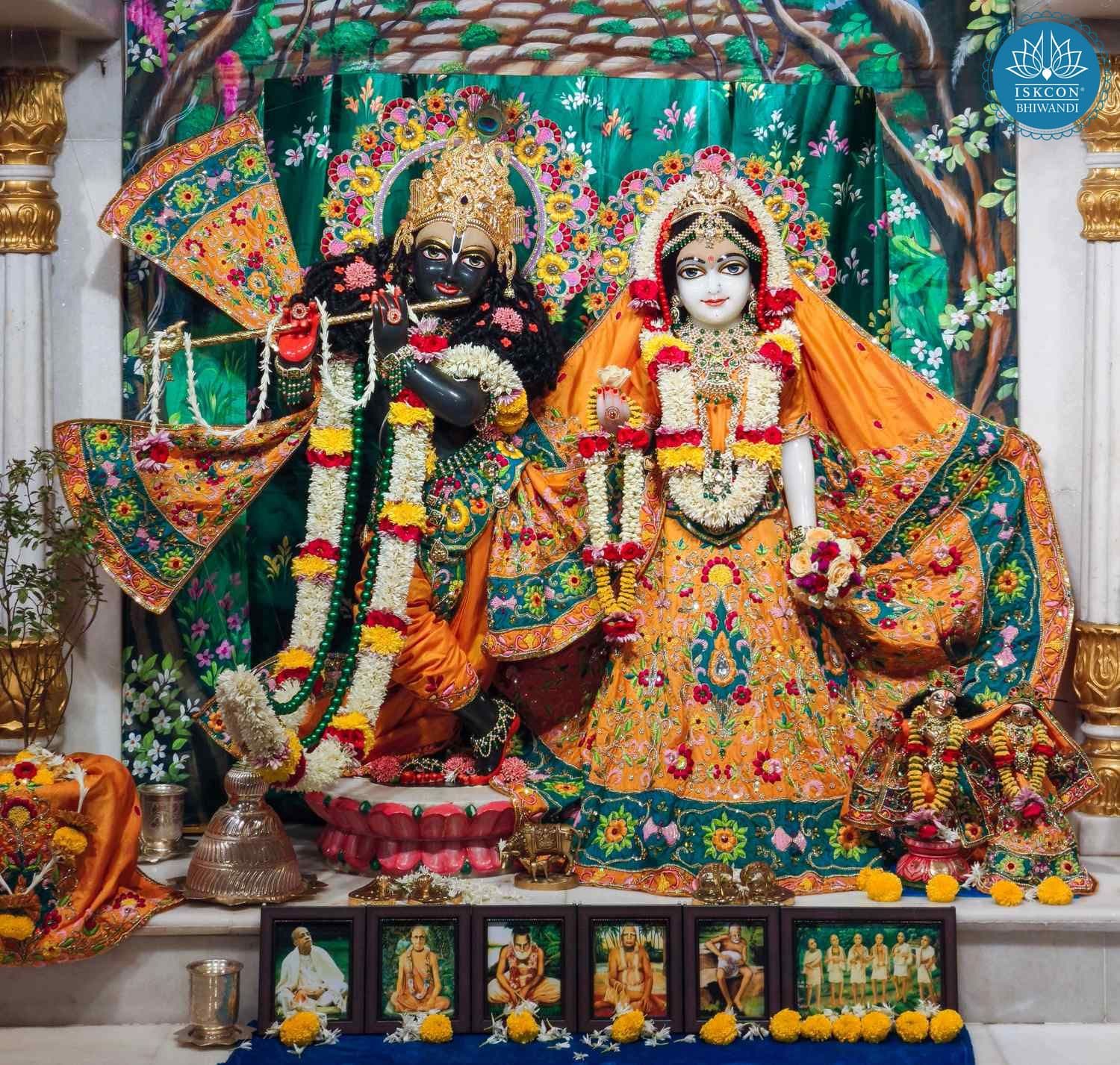 Sringar Darshan photo 1 of 12 — 21 April 2026