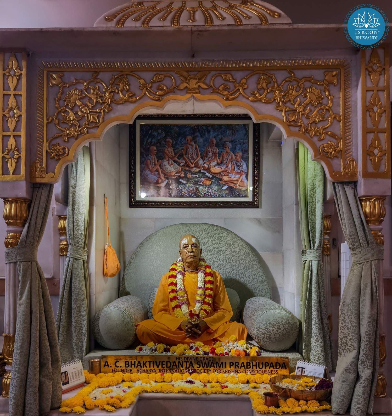 Sringar Darshan photo 2 of 12 — 21 April 2026
