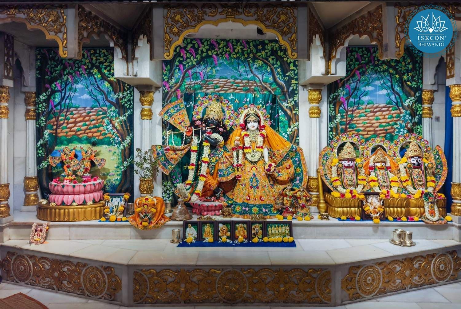 Sringar Darshan photo 4 of 12 — 21 April 2026