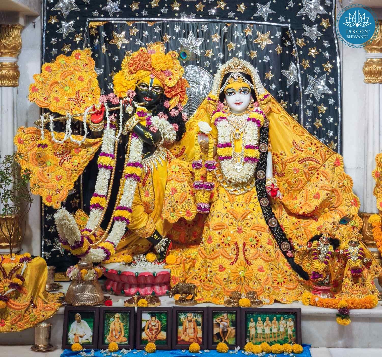 Sringar Darshan photo 1 of 12 — 23 April 2026