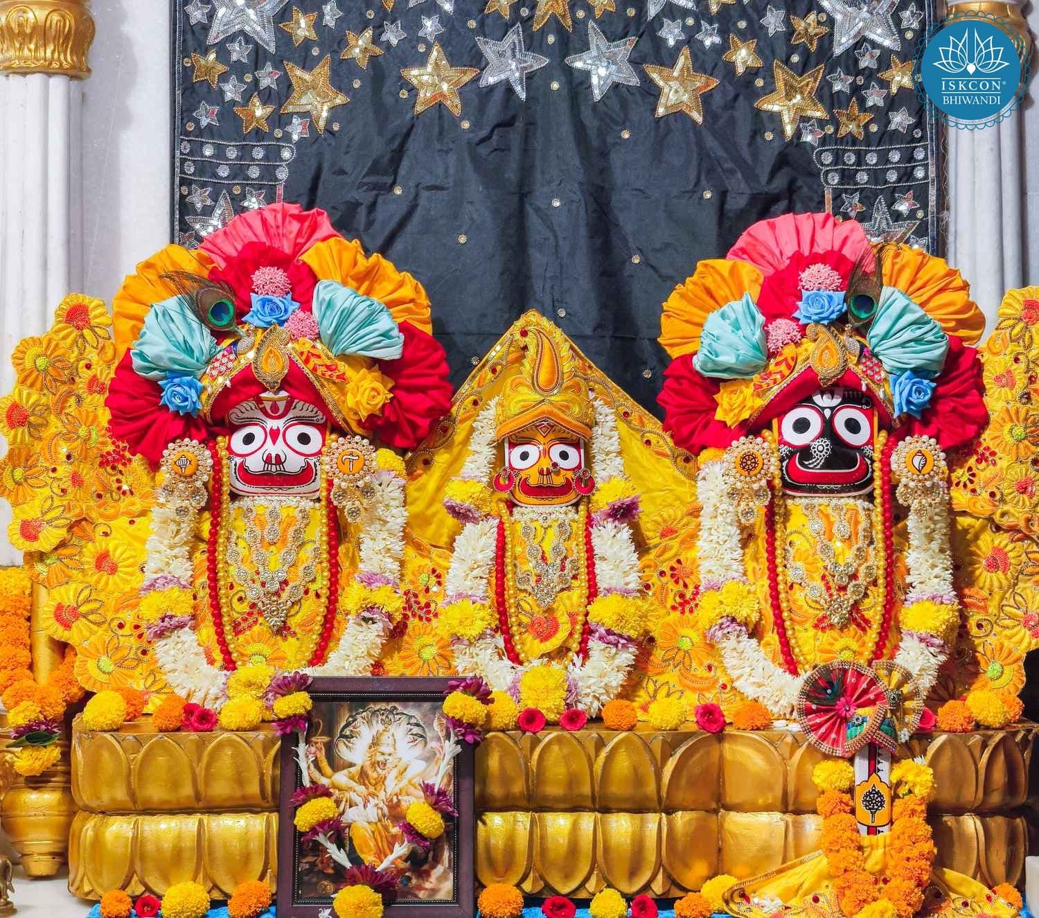 Sringar Darshan photo 2 of 12 — 23 April 2026